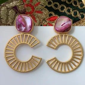 Salvanity Brass Gold - Chanel Inspired Baroque Mother of Pearl Earrings - Unique Pink